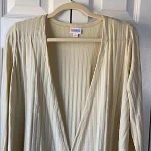 NWT LuLaRoe Caroline Sweater